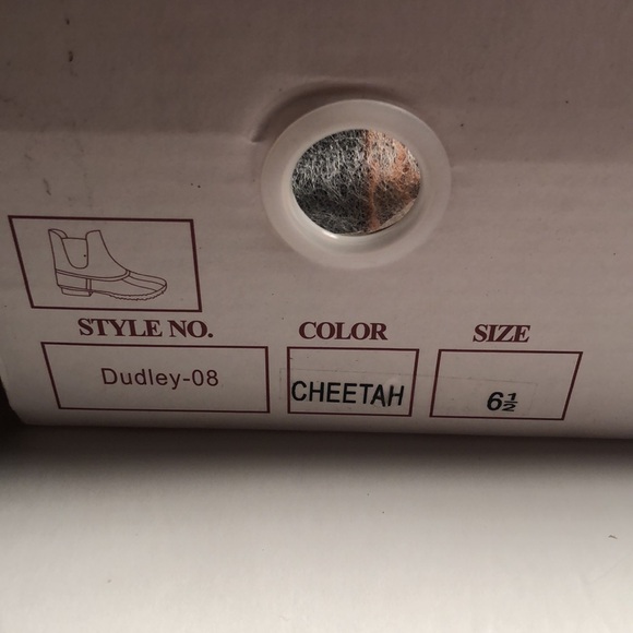 Woman’s duck flannel fall rain boots lined boots - Picture 5 of 9